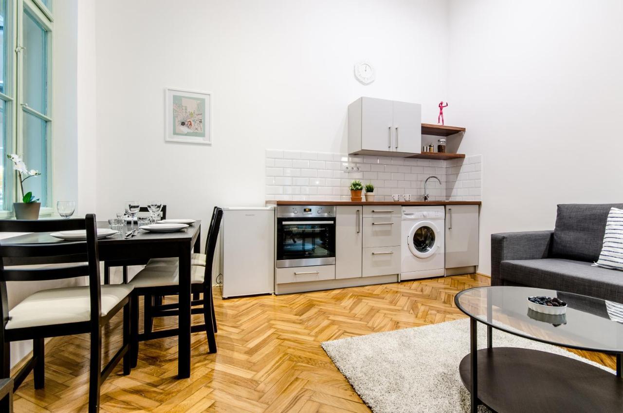 Deluxe 2 Bedroom Apartment in B63. Boedapest Buitenkant foto