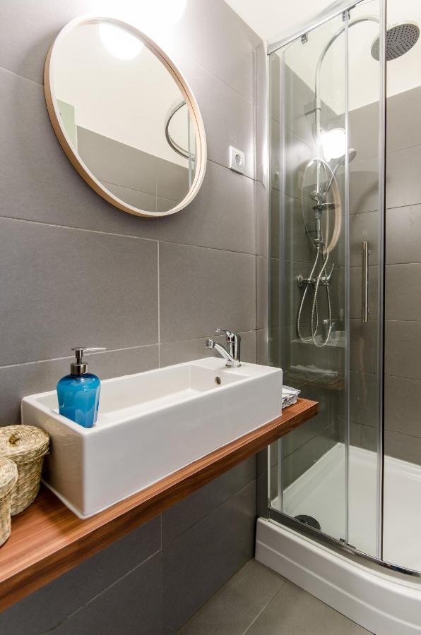 Deluxe 2 Bedroom Apartment in B63. Boedapest Buitenkant foto